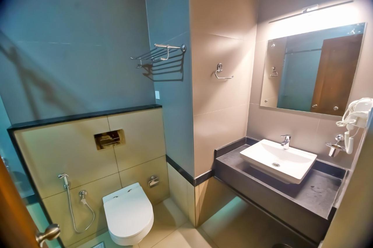 Princess De Munnar - 3 Star Hotel Thiruvananthapuram Εξωτερικό φωτογραφία