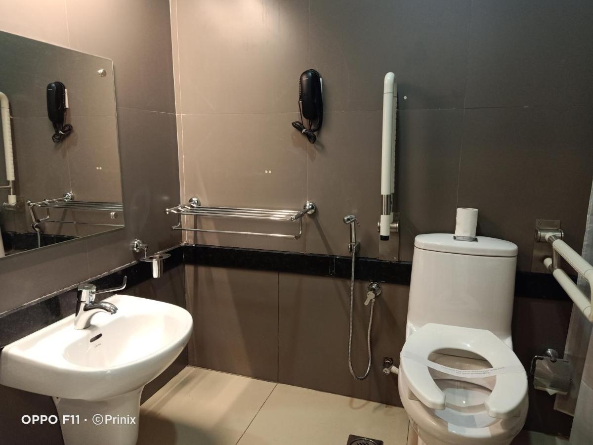 Princess De Munnar - 3 Star Hotel Thiruvananthapuram Εξωτερικό φωτογραφία